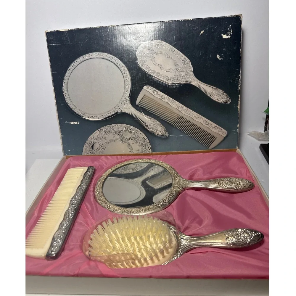 Marquel Vanity Set Silver Fair Vintage Ornate Floral Mirror Brush Comb